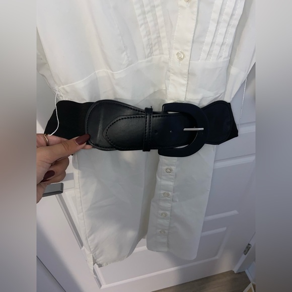 Long White Blouse with Black Belt - Picture 3 of 4